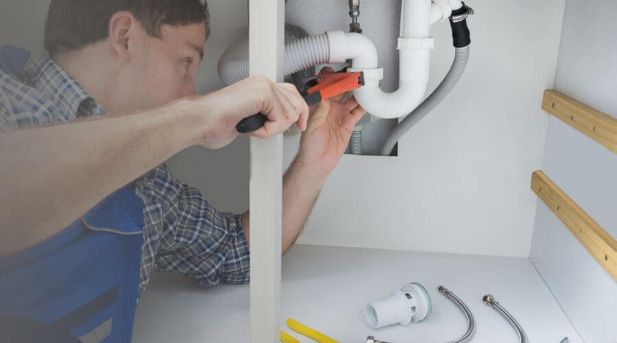 Expert burst pipe repair services in Breezewood, PA